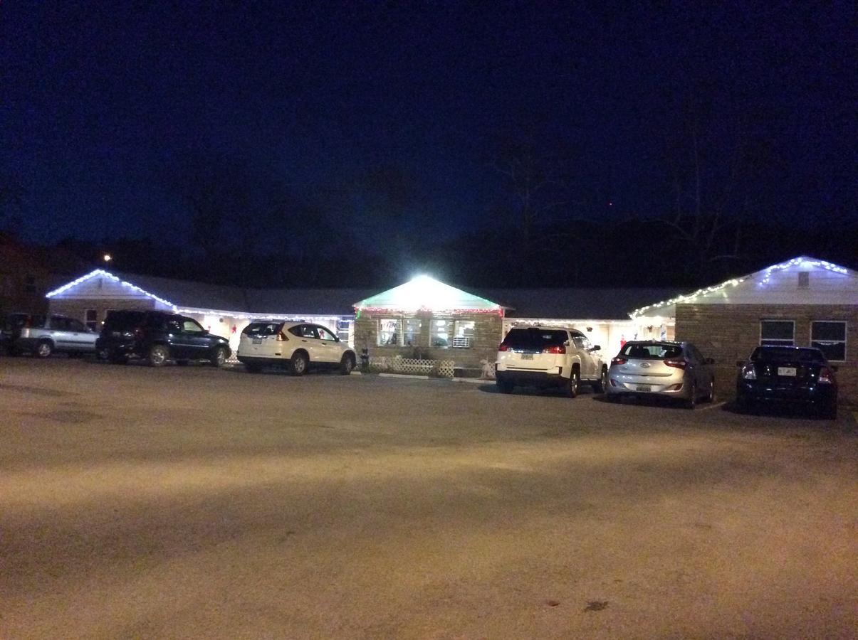 Scenic River Inn Motel Wartburg 外观 照片