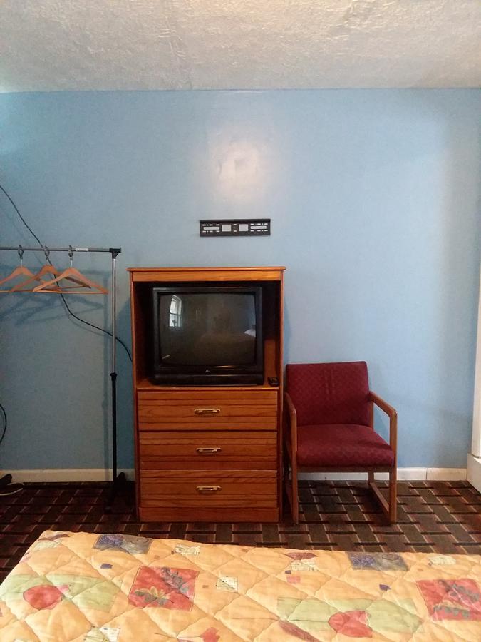 Scenic River Inn Motel Wartburg 外观 照片